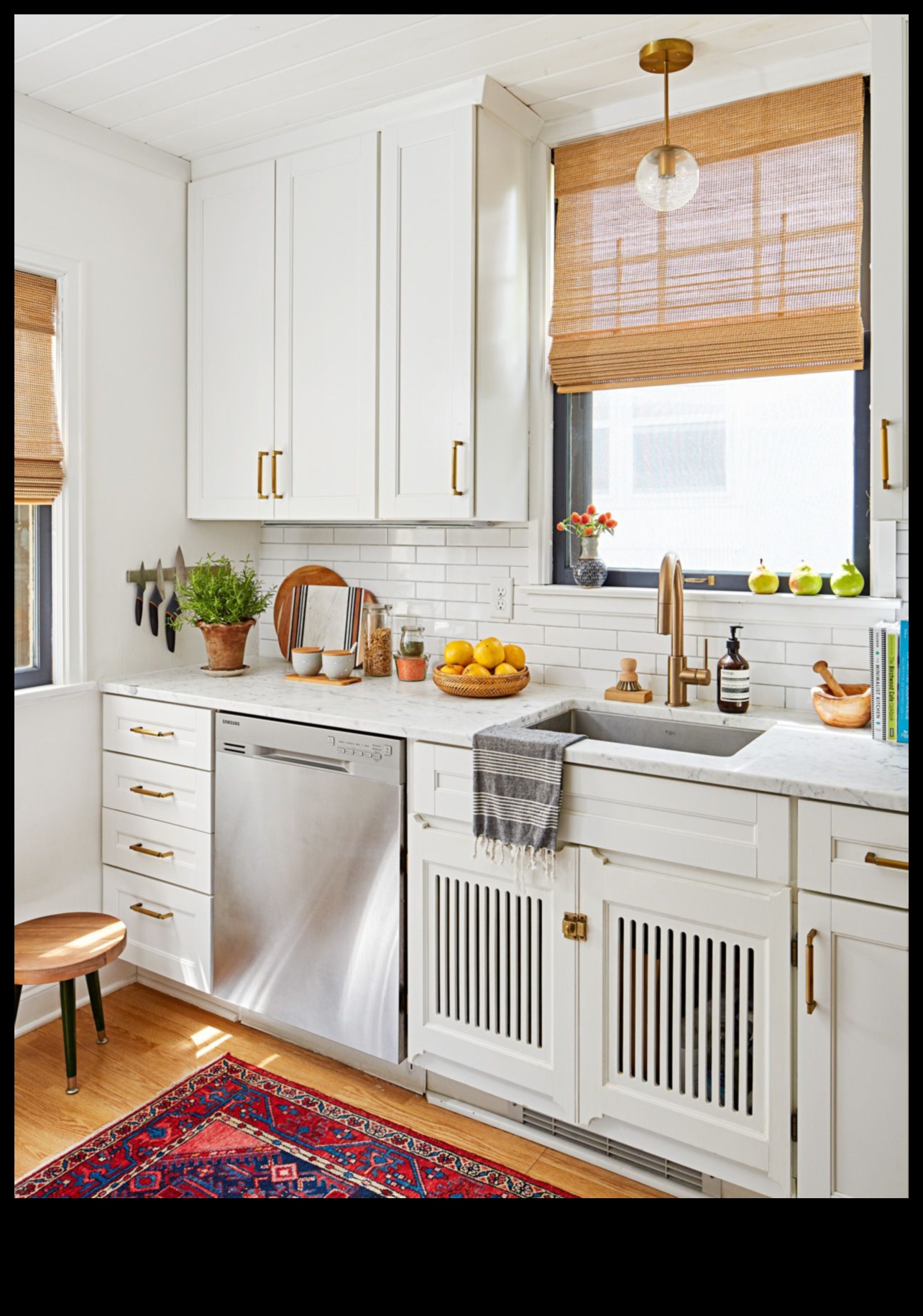 Πώς μπορώ να χρησιμοποιήσω το μάρμαρο σε πάγκους κουζίνας για μια πολυτελή εμφάνιση;