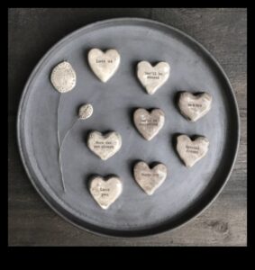 Thoughtful Tokens: Special Gift Concepts with Heart