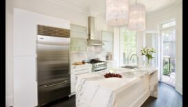 Πώς μπορώ να χρησιμοποιήσω το μάρμαρο σε πάγκους κουζίνας για μια πολυτελή εμφάνιση;